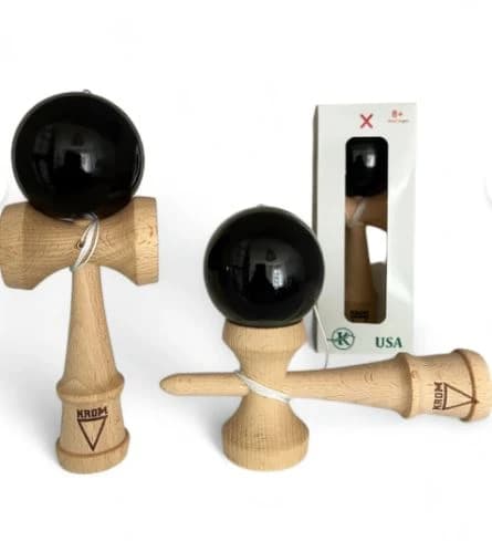 Kendama Krom Usa Neagra, 18 cm si o ata de rezerva 
