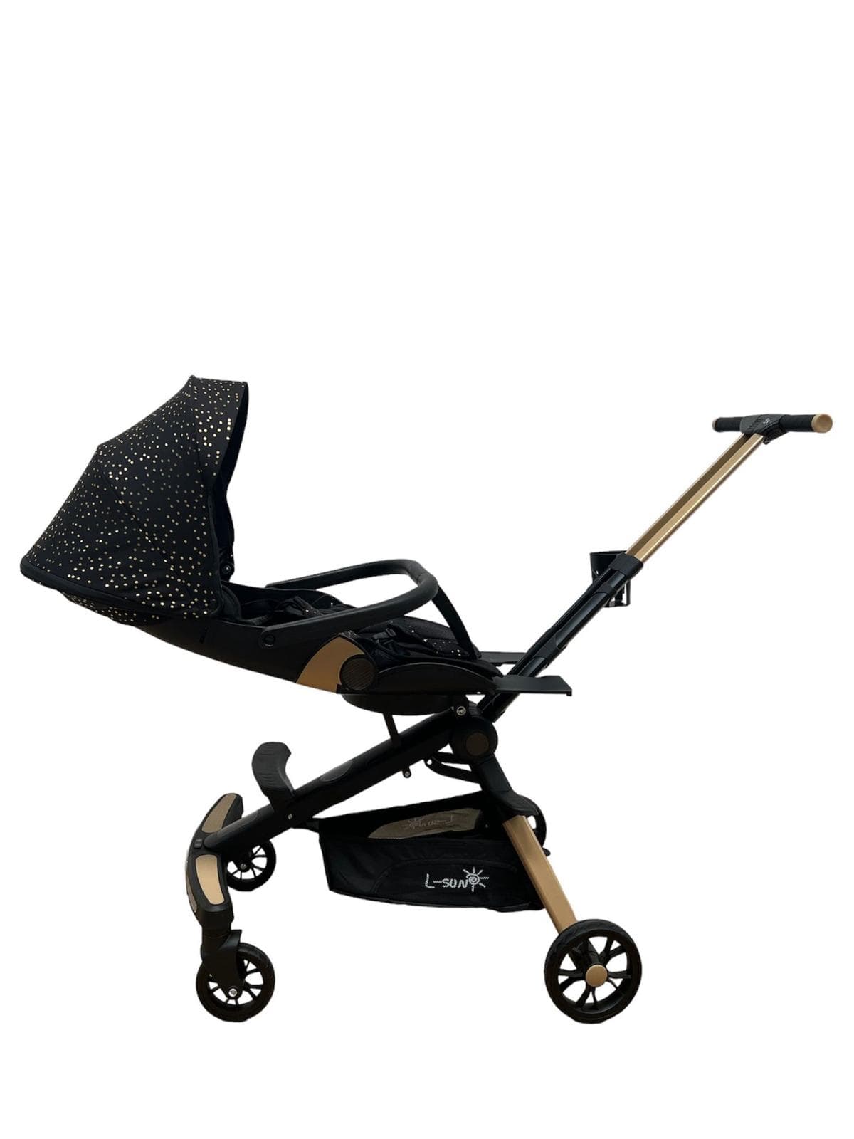 Carucior sport, 6- 36 luni, reversibil negru cu auriu -Concept E Efrall - Prezentare Online