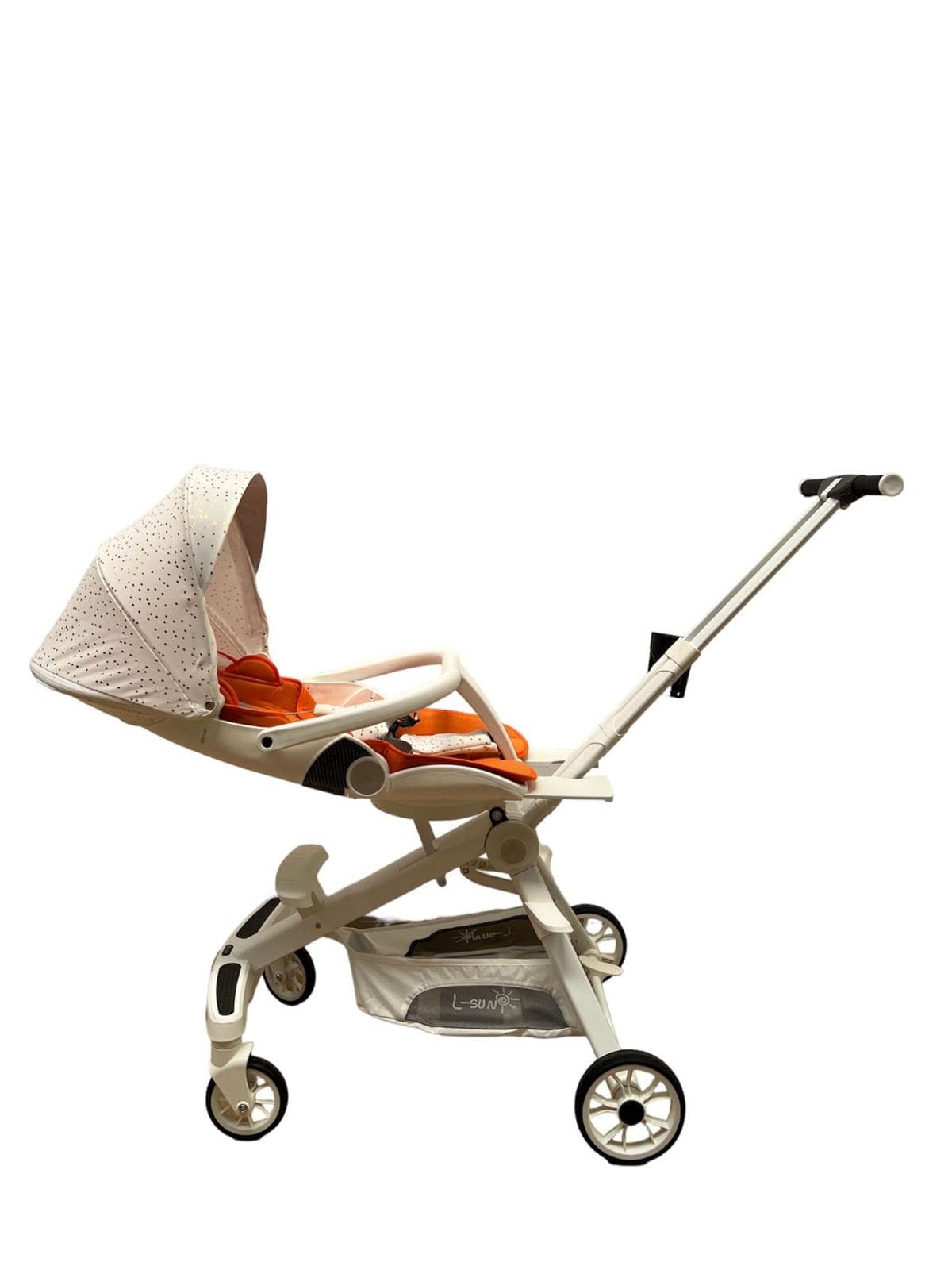 Carucior sport, 6- 36 luni, reversibil alb/auriu modern-Concept E Efrall - Prezentare Online