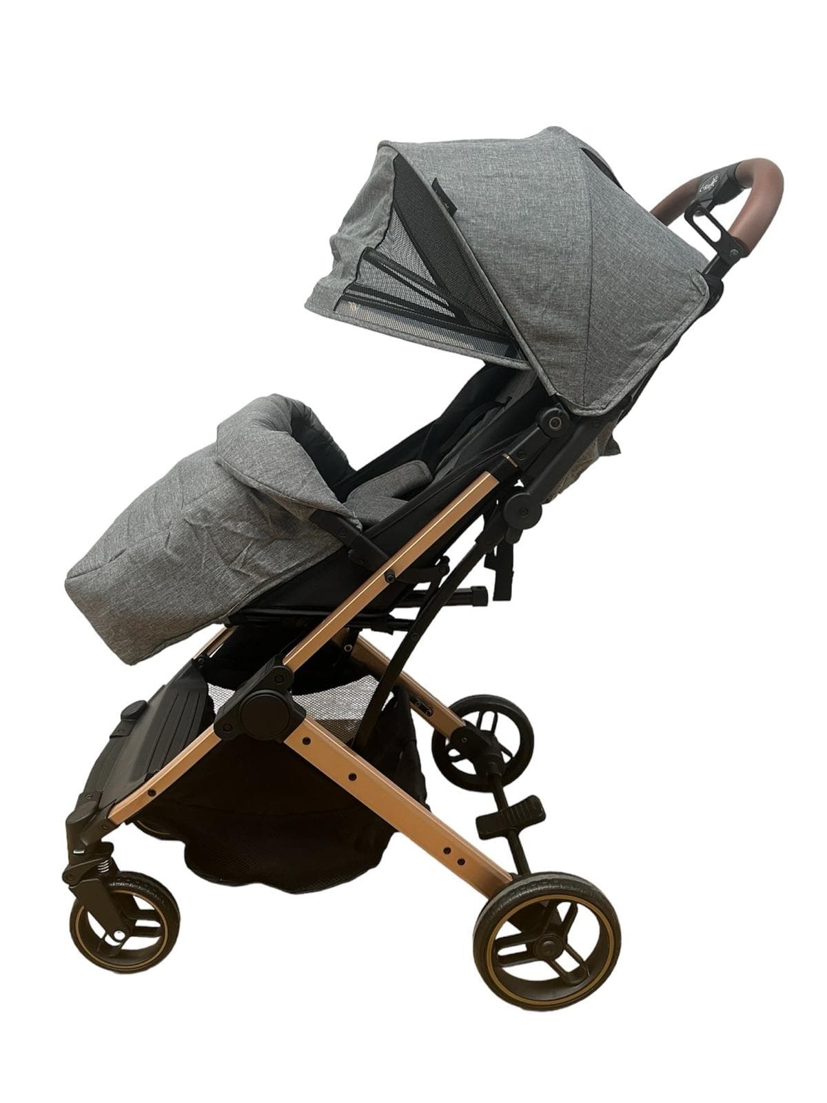 Carucior Sport Compact si Pliabil Tip Troller, gri, cu pliere compacta pentru avion-Concept E Efrall - Foto Universul Familiei