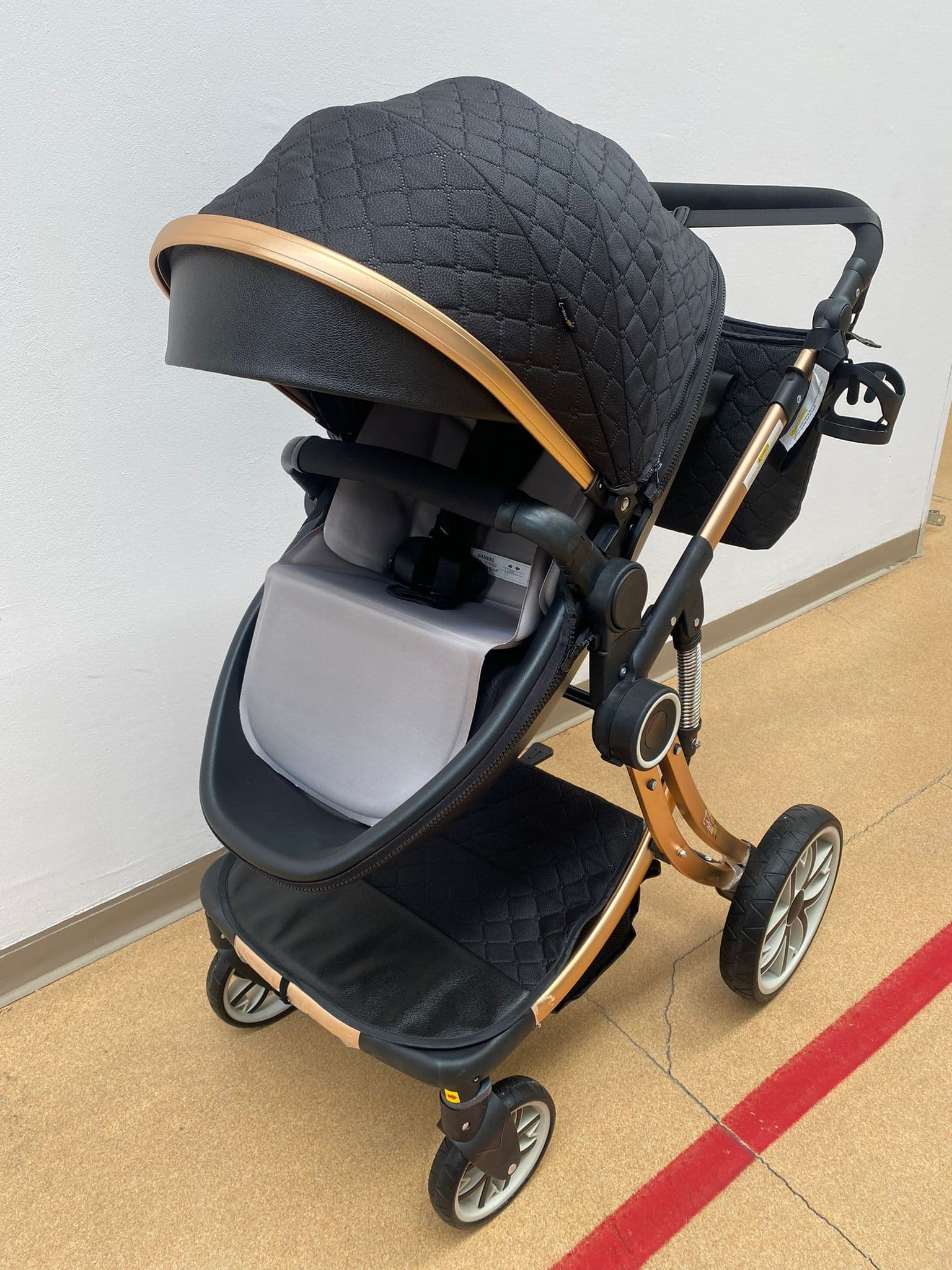 Carucior forma de ou 2 in 1, reversibil, negru cu landou -Concept E Efrall - Detalii Produs