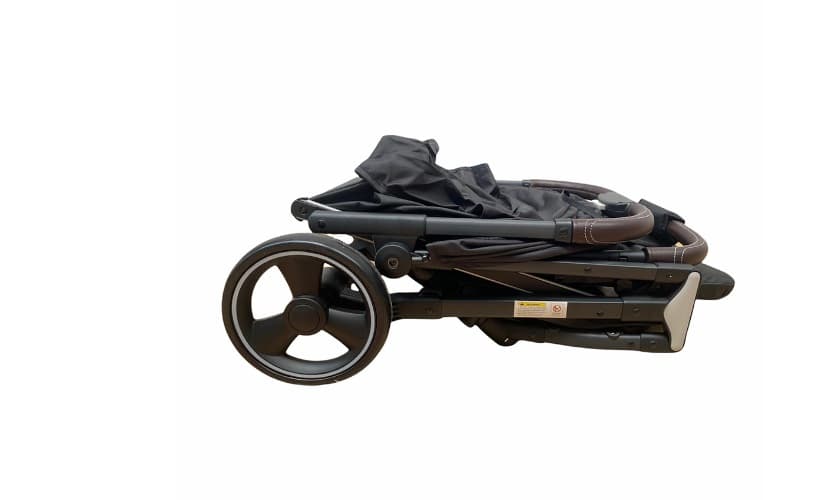 Carucior sport cu pliere compacta tip troller, 6-36 luni, Mickey -Concept E Efrall - Prezentare Online