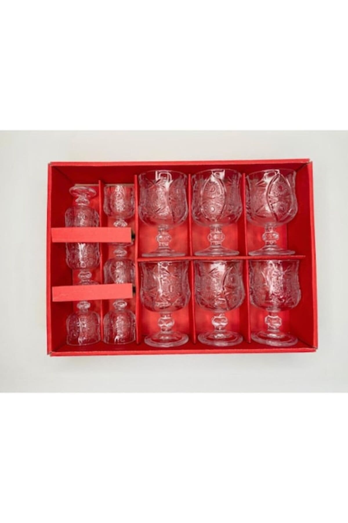 Fotografie produs: Set de 12 pahare cu picior si imprimeu