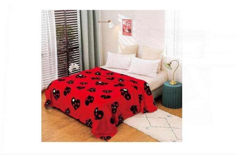 Fotografie produs: Patura cocolino pufoasa 200x230 - rosie cu inimi negre