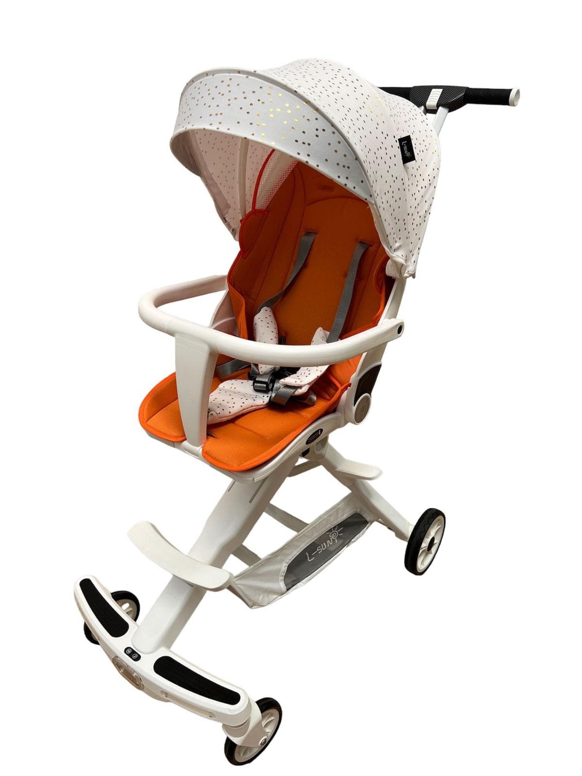 Fotografie produs: Carucior sport, 6- 36 luni, reversibil alb/auriu modern-Concept E Efrall - Multicolor